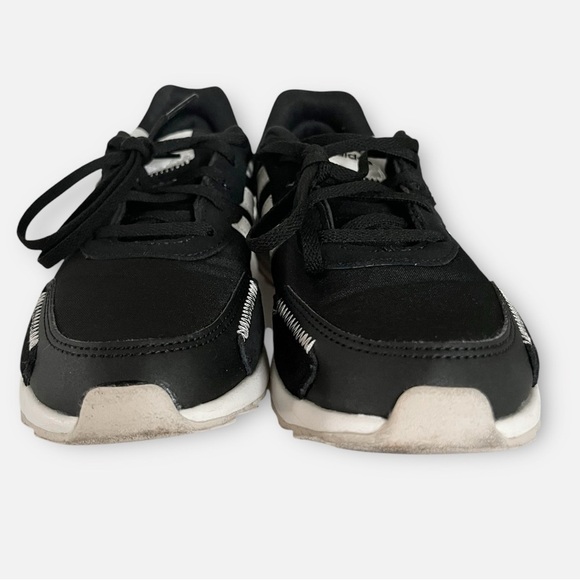 ADIDAS Womens 7.5 Retrorun Core Athletic Sneakers Black White Shoes - Picture 5 of 9